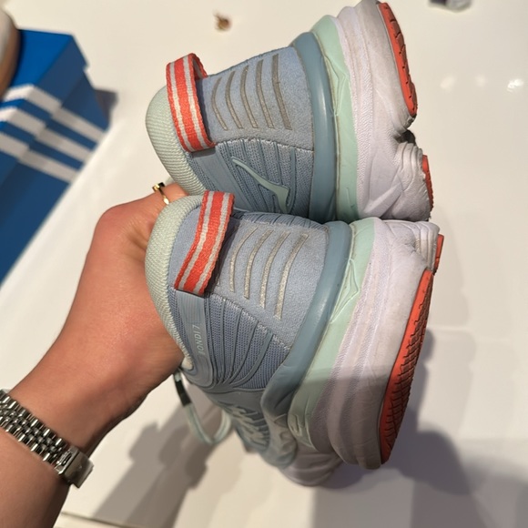 HOKA Bondi 7 women’s US Size 9 - Picture 4 of 8